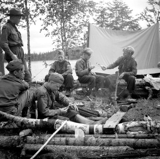 Scoutläger, i Brännsjölägret 1937.
