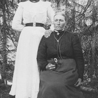 BO 00034.185 - Mor och dotter Sehlqvist