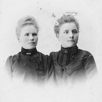 BO 00227.025 - Lärarinnorna Lova och Hulda Fredriksson