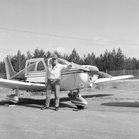 CEC 001128 - Flygplan
