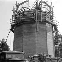 467-N3249 - Bygget av vattentornet