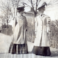 275-1185 - Fru Tegner och fröken Elsa Rubin