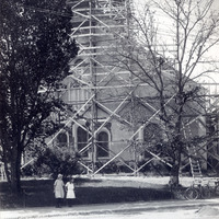 045-1328 - Kyrkan under ombyggnad