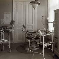 275-0982 - Doktor Doris Rodins tandklinik