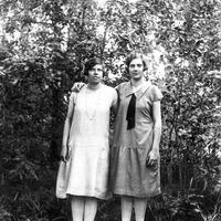 479-067 - Elvira Hård och Ellen Larsson