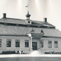 493-105 - Skogaholms slott