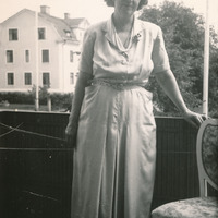 348-219 - Fru Riddarström