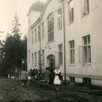 492-140 - Vid sanatoriet