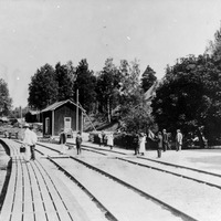 001-S0215 - Rällså järnvägsstation