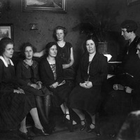 478-056 - Gruppbild av kvinnor