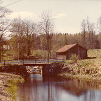 581-004 - Bäck och bro