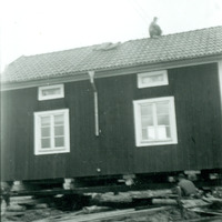 275-0392 - Stentäppskalles hus