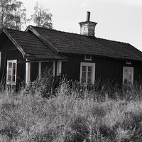 001-N4864 - Dammströms stuga