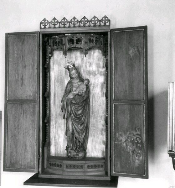 Madonna i Gåsinge kyrka år 1942. Madonnabilden,...