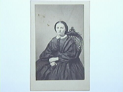 Husföreståndarinnan Sanna Roman. Foto 1860-tal