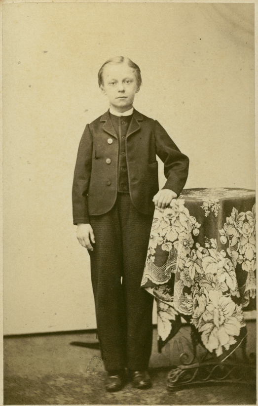 Gustaf Holmberg (1857-1939) i Nyköping omkring ...