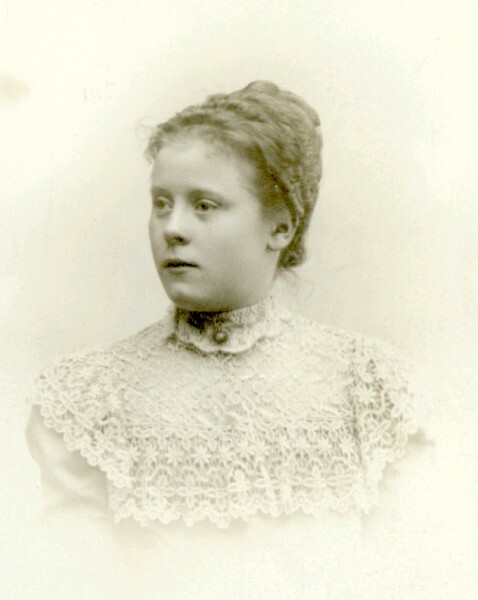 Anna Reinegaard, född Nielsen.