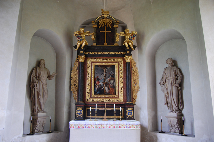 Bälinge kyrka, interiör, altaruppsatsen.