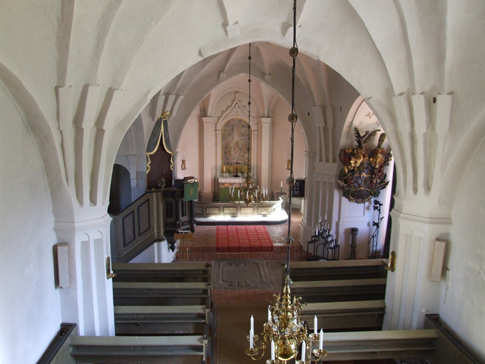 Gillberga kyrka, interiör långhus.
