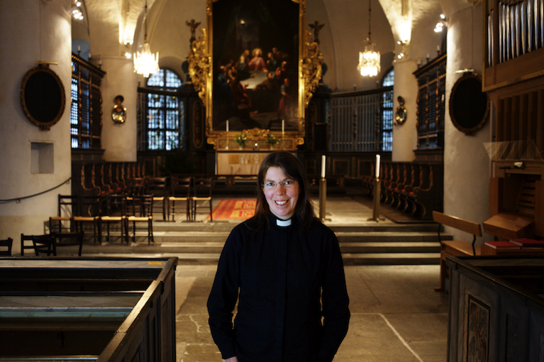 Hanna Olsson är präst i Sankt Nicolai församlin...