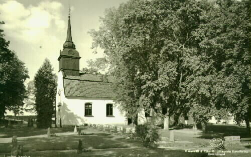 Lerbo kyrka och kyrkogård