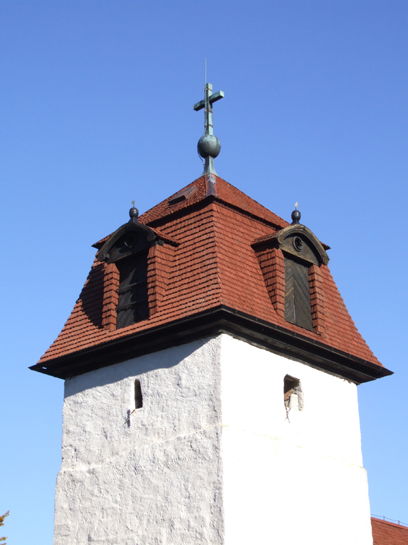 Hammarby kyrka, tornhuven från sydväst.