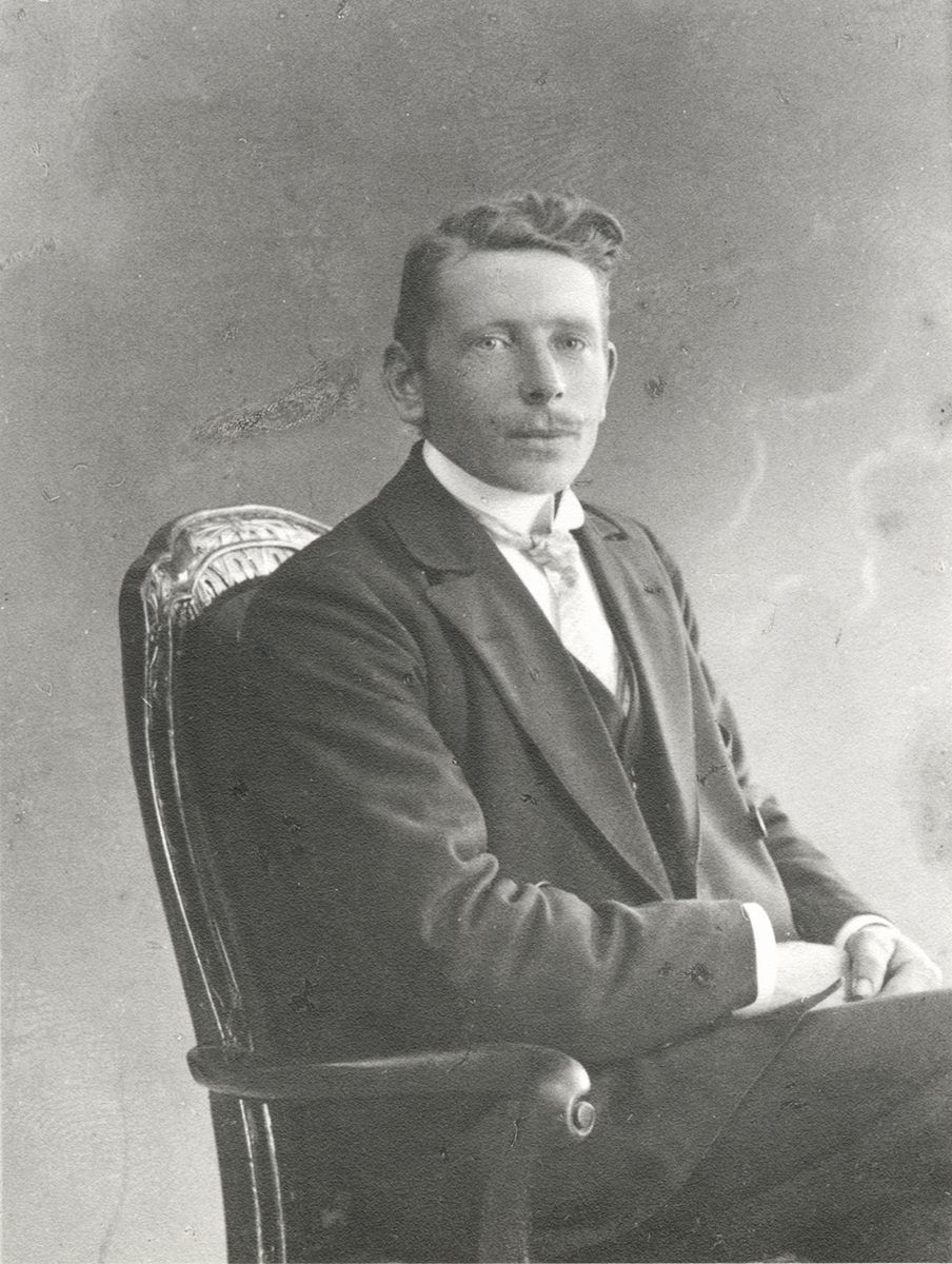 Oskar Vilhelm Larsson, född 1890-12-31