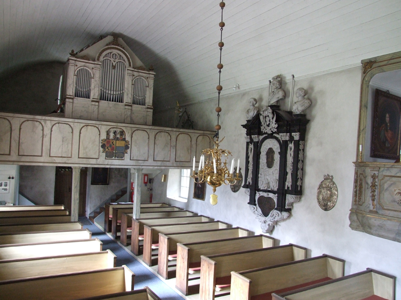 Bärbo kyrka, interiör, långhusets västra del