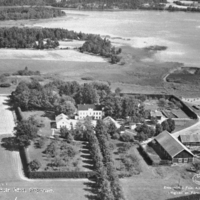 SLM BF04-0498 - Flygfoto - Hormesta gård, 1946