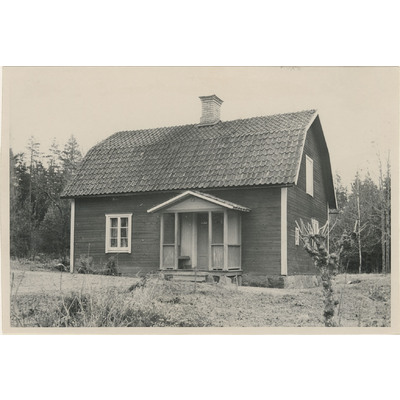 SLM M004308 - Albro gård med manbyggnad uppförd 1914