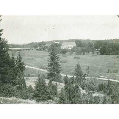 SLM P2013-1950 - Forsby gård i Kimstad år 1917