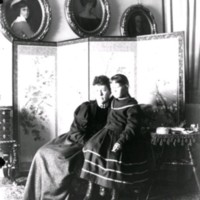 SLM Ö289 - Ingeborg och Helene Åkerhielm på Ökna, 1890-tal