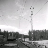 SLM M029398 - Kontaktledningsstolpe på TGOJ-banan ca 1953