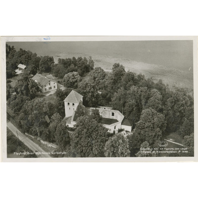 SLM M004825 - Björkviks gamla kyrka, flygfoto 1946