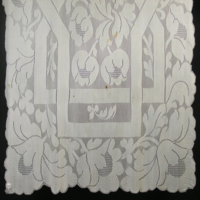SLM 12703 - Schal av beige silkestrikå, blommönster