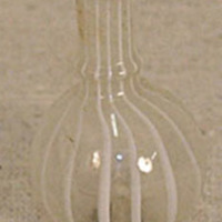 SLM 6180 139 - Miniatyrvas av plast till dockskåp