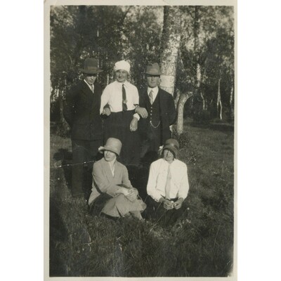 SLM P10-557 - Nils, Ester, Viktor, Ingeborg och Aina, 1930