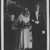 SLM P06-496 - Brudparet Majken och Wilhelm Tuné, 1900-talets förra hälft