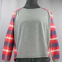 SLM 37323 1 - Långärmad tröja som hör till outfit som tillhört en 14-årig tjej från Nyköping.