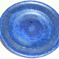 SLM 28221 - Tjockväggigt fat utan fotring, koboltblått glas