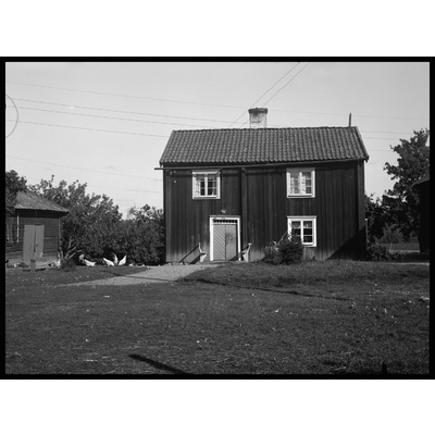 SLM X1433-80 - Hus i Öja socken