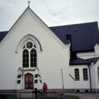 SLM DIA2013-011 - Björkviks kyrka från sydväst, 2003