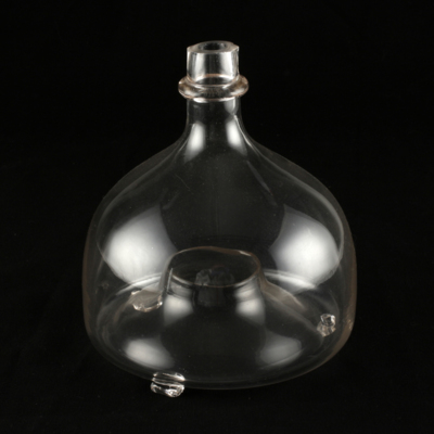 SLM 8082 - Getingfälla av glas, rund flaska med upphöjd och hålad botten