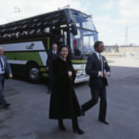 SLM SB13-1228 - Kung Carl XVI Gustaf och drottning Silvia på besök 1985 i Oxelösund