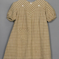 SLM 27449 1-2 - Flickklänning med tillhörande byxa, brun, vit- och svartrutig, märkt med ett H