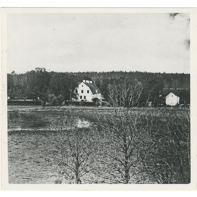 SLM A11-231 - Säby gård i Aspö socken på 1890-talet