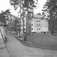 SLM POR53-2621 - Nyköpings lasarettets nya personalbostad, 1953.