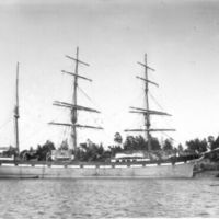 SLM M022627 - Flottbesök i Oxelösunds hamn, 1893
