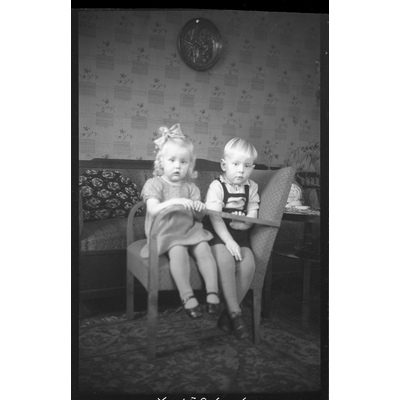 SLM X1596-90 - Barnporträtt