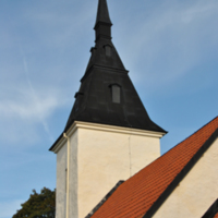 SLM D11-227 - Kattnäs kyrka långhus och torn från sydost.